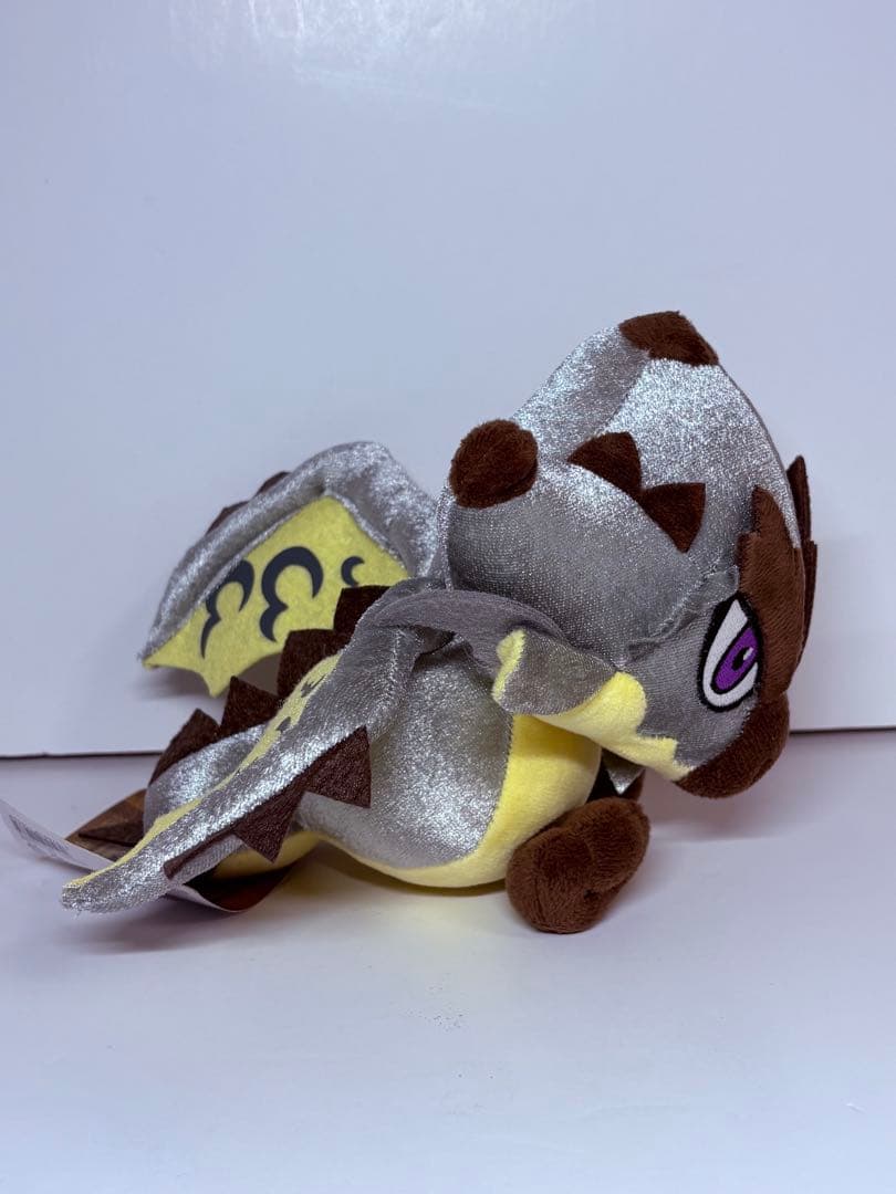 モンスターハンター　リオレウス希少種　リオレイア希少種　デフォルメ　ぬいぐるみ