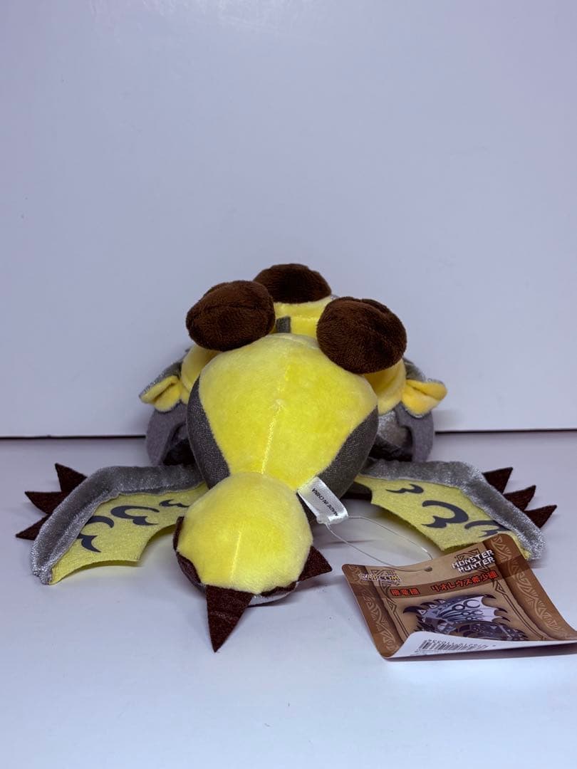 モンスターハンター　リオレウス希少種　リオレイア希少種　デフォルメ　ぬいぐるみ