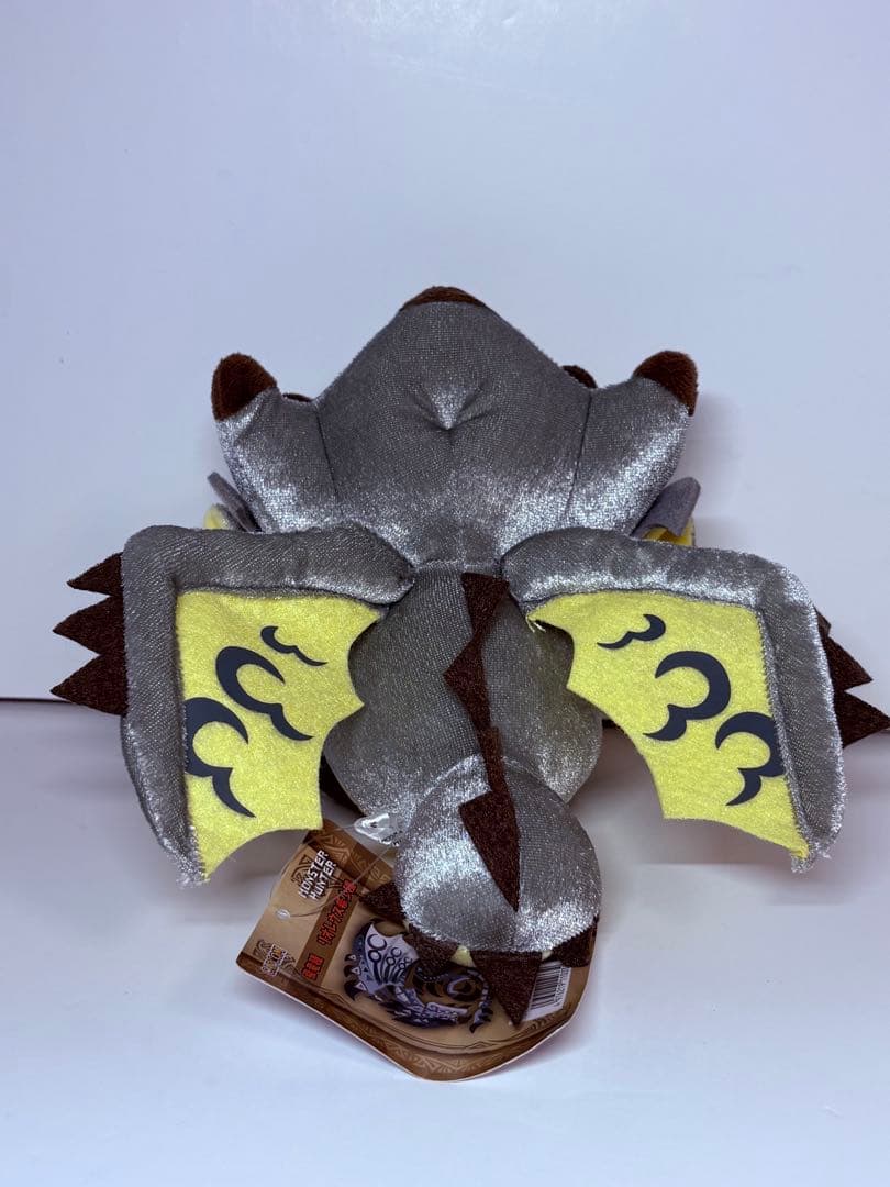 モンスターハンター　リオレウス希少種　リオレイア希少種　デフォルメ　ぬいぐるみ