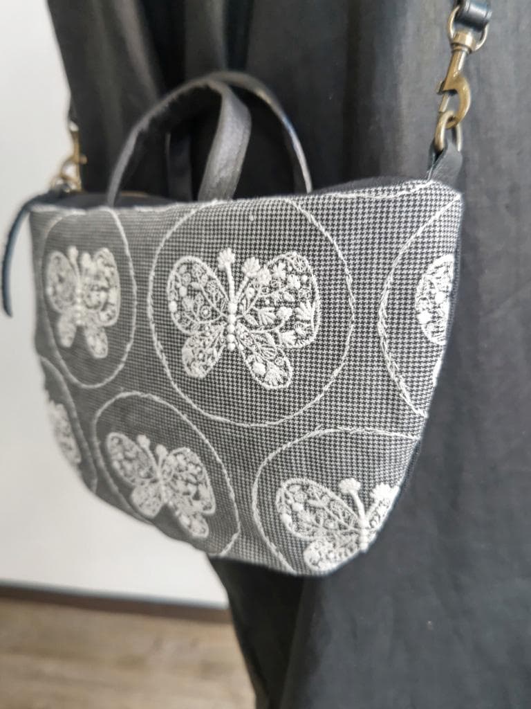 A*8様 ミナペルホネン/forest wingフォレストウィンググレイ/ミニラ