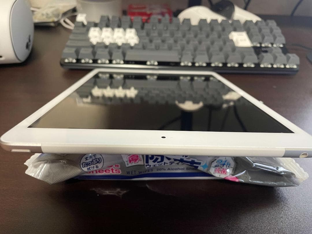 iPad 第8世代　32GB Wi-Fi＋cellularモデル