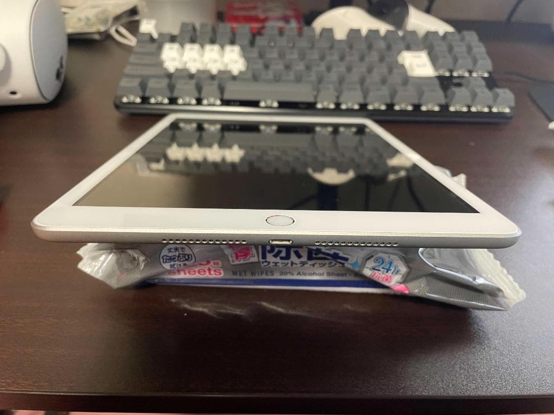 iPad 第8世代　32GB Wi-Fi＋cellularモデル
