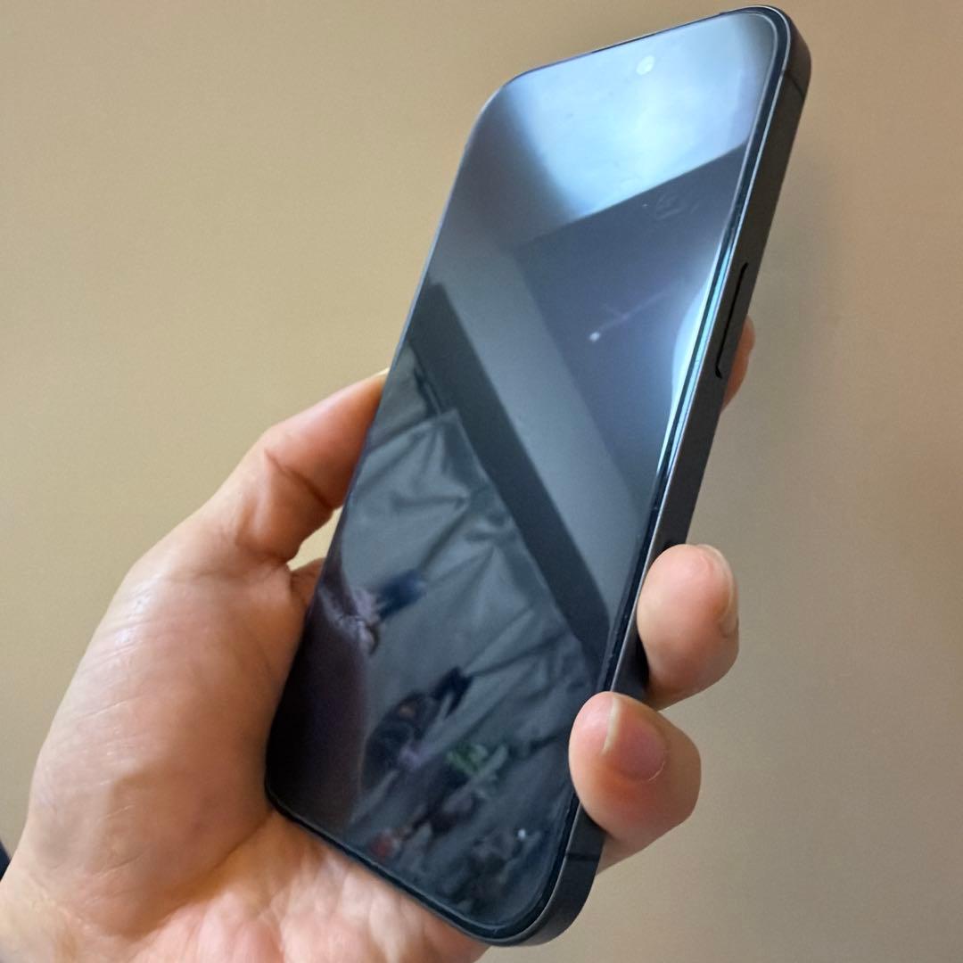 極美品 iPhone 17 256GB SIMフリー ブラック