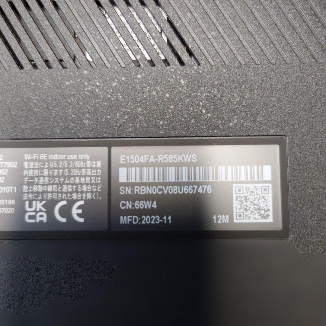 【ほぼ新品！】稼働時間10時間以下！ ノートパソコン