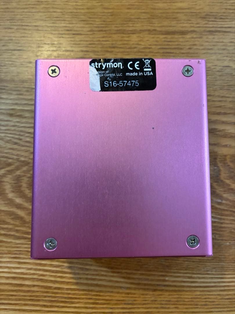 ギター strymon DIG