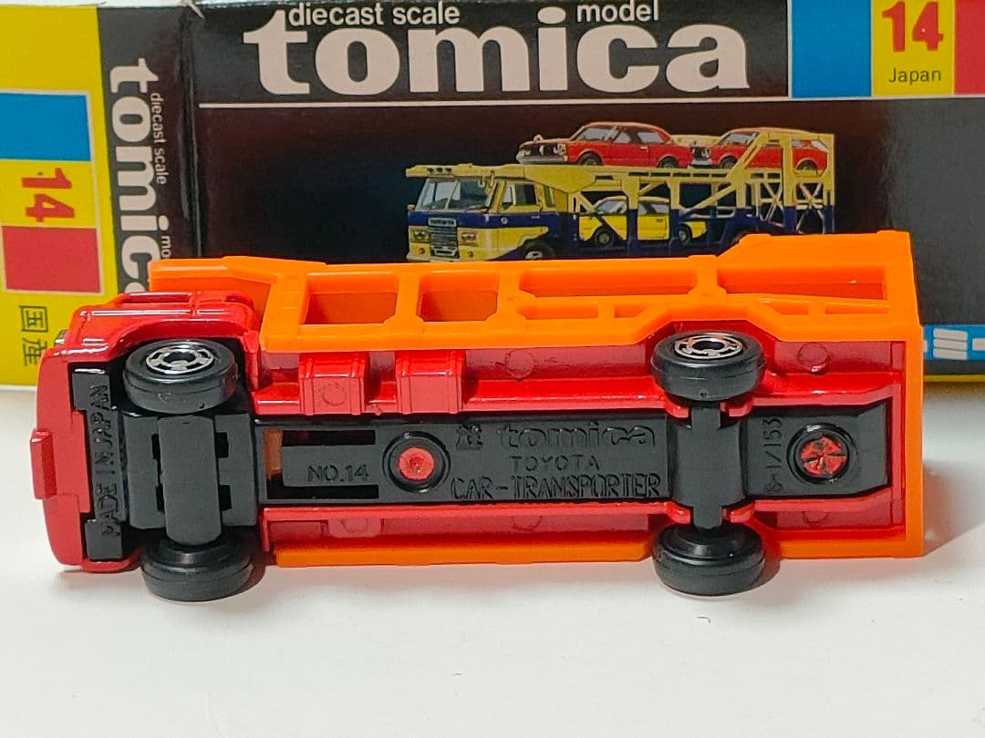 黒箱トミカ 14　トヨタ ディーゼル カートランスポーター　美品　日本製