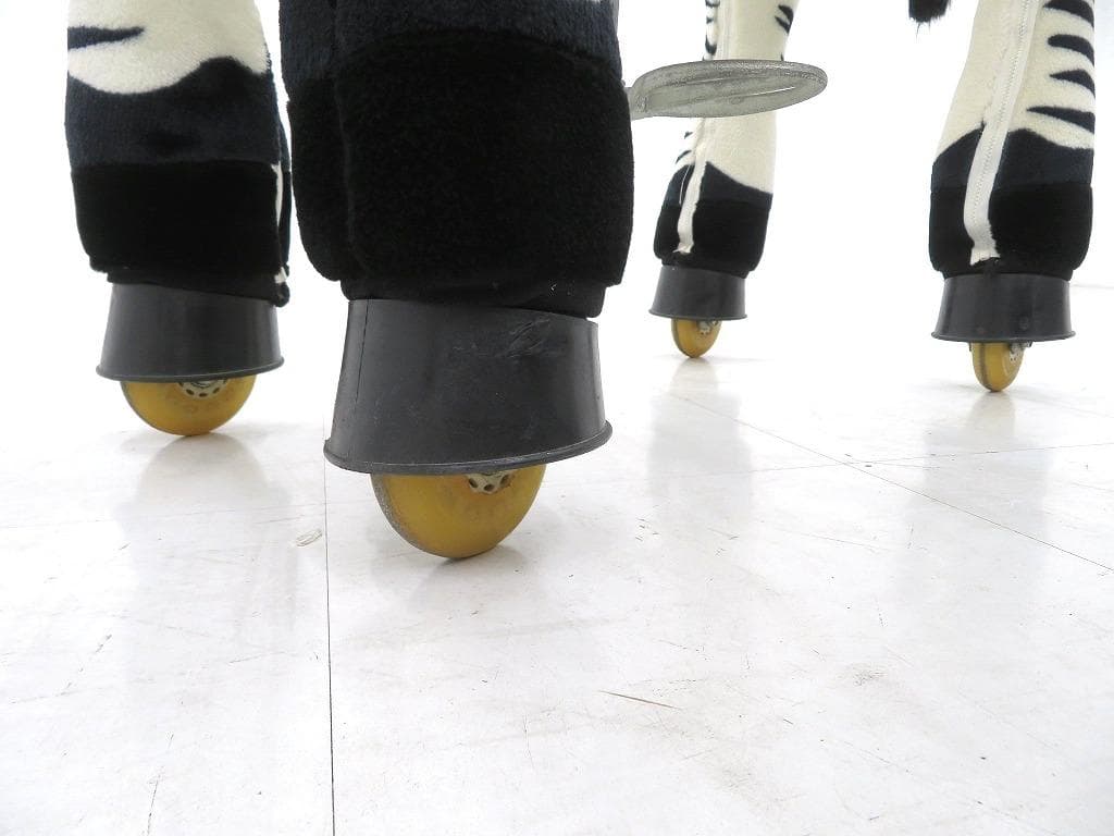 展示品　ラングス　ポニー　エコポニー　乗用玩具　乗り物　シマウマ