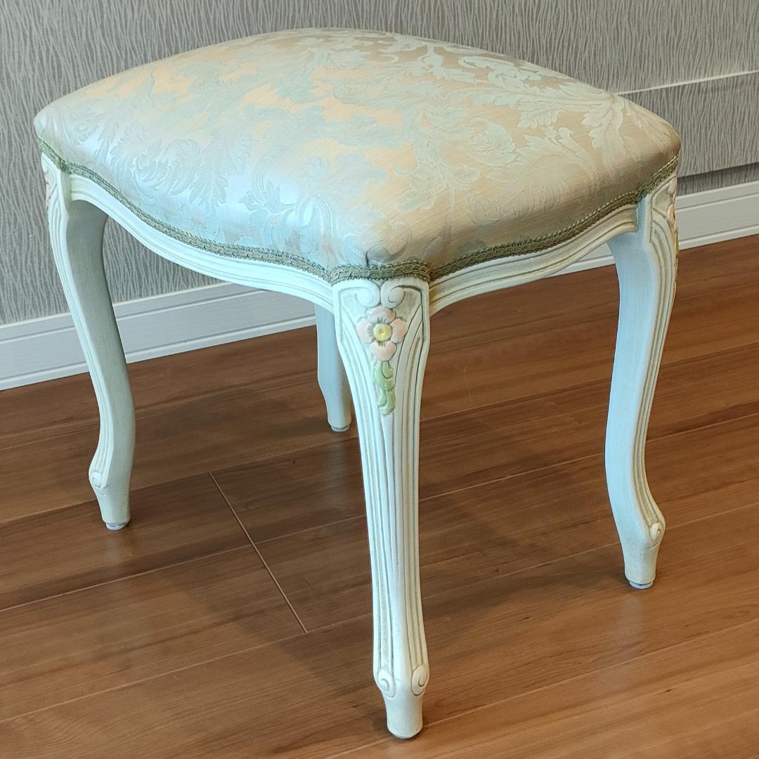 アンティーク　オットマン　スツール　花柄　ロココ様式　猫脚