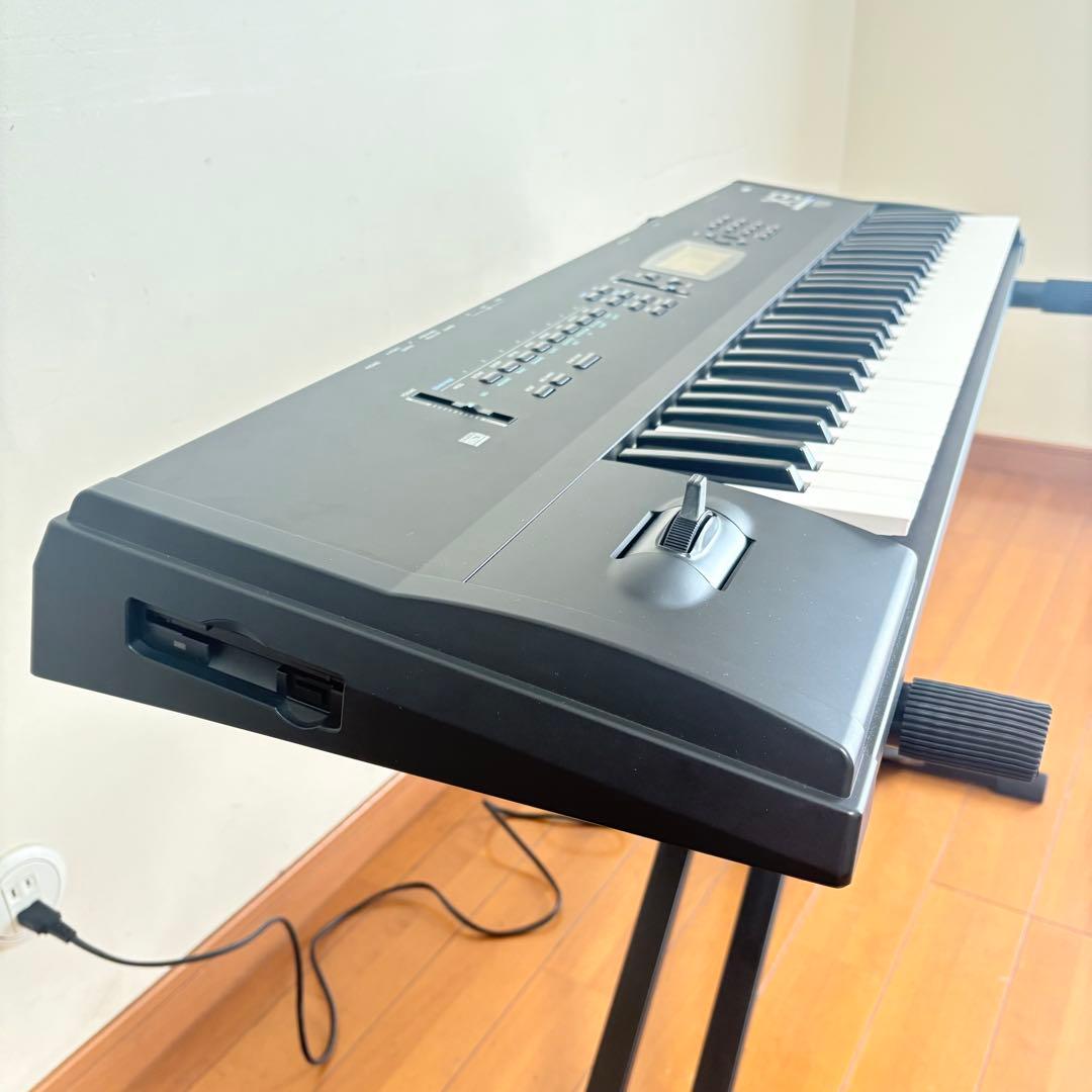 【美品•音出し確認済み】KORGコルグ シンセサイザー ワークステーション X3