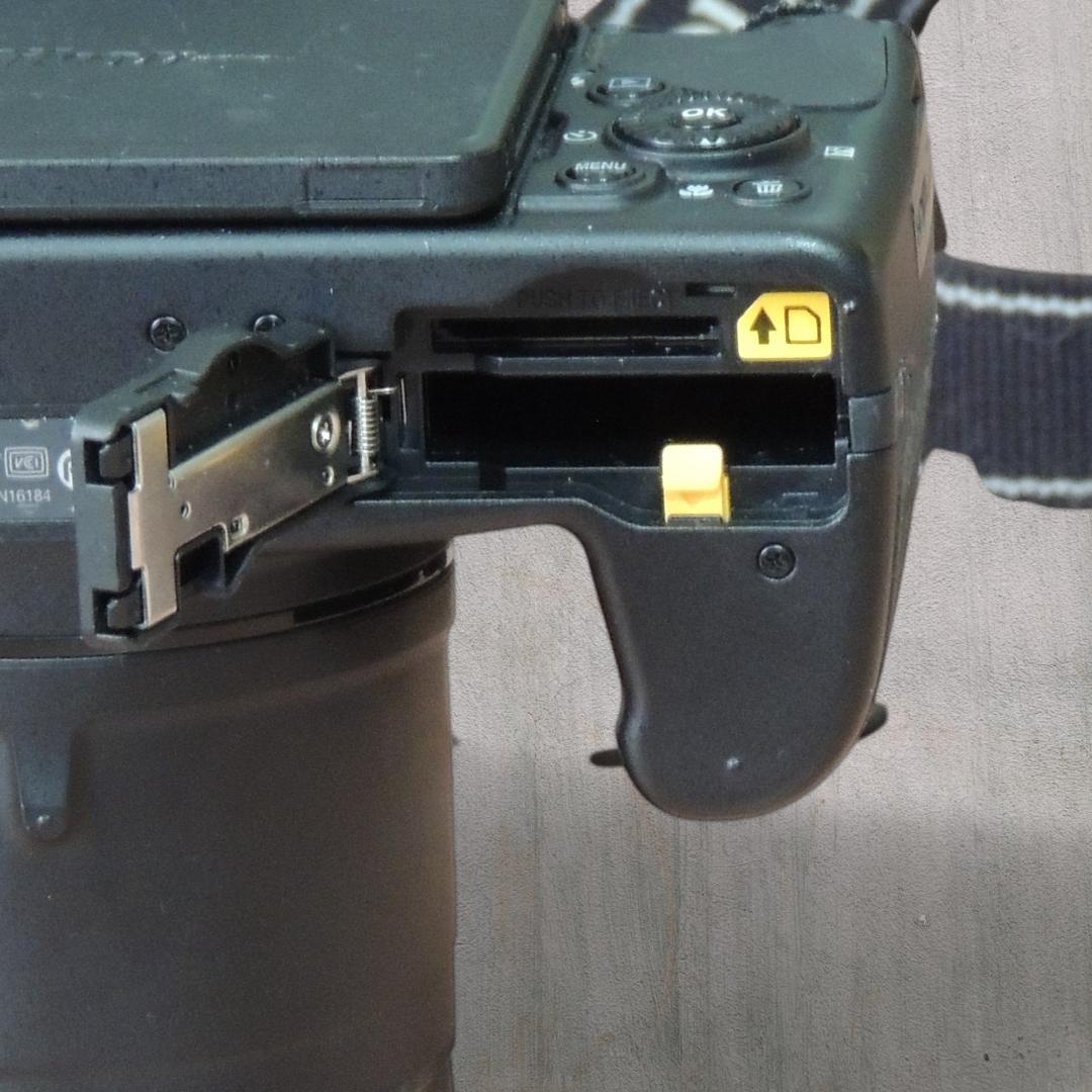 Nikon COOLPIX P520 デジカメ 1891万画素 不動品