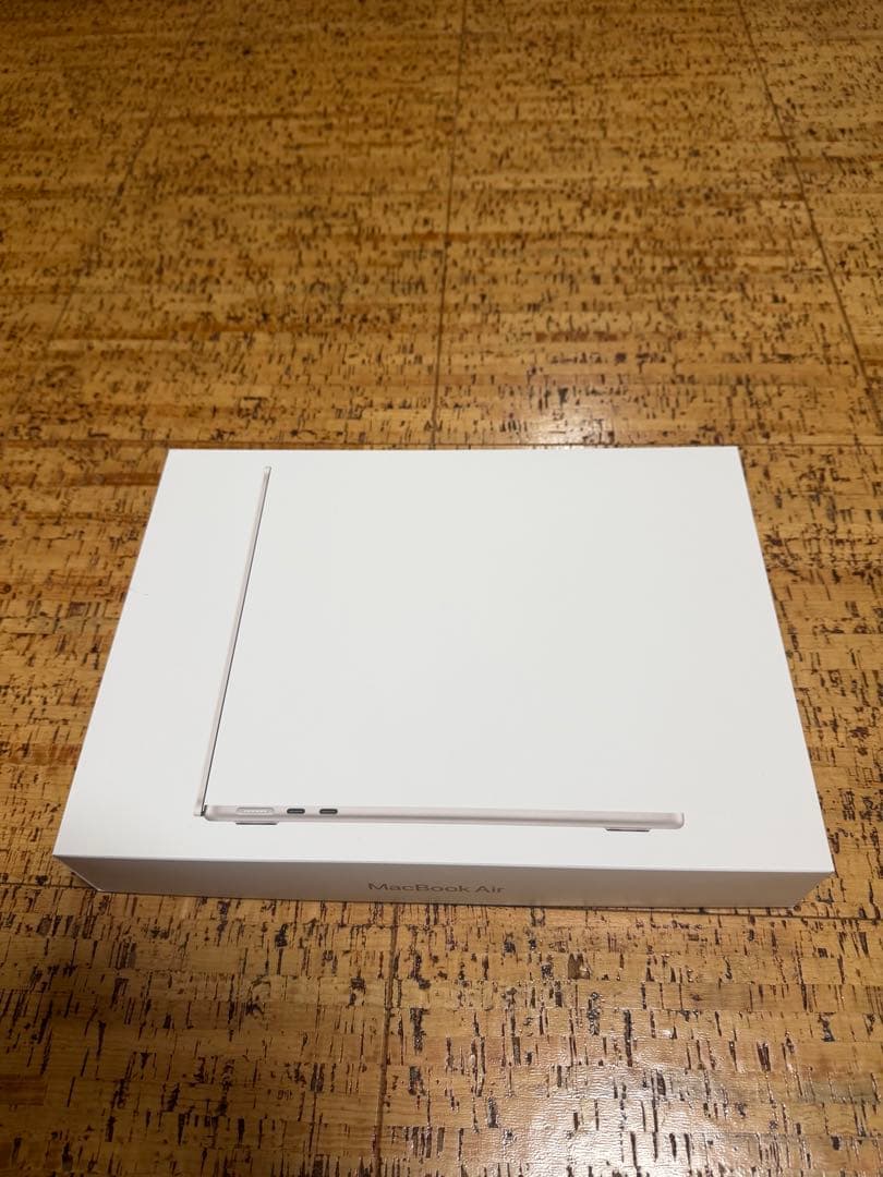【美品】MacBook Air M4 16GB 256GB スターライト