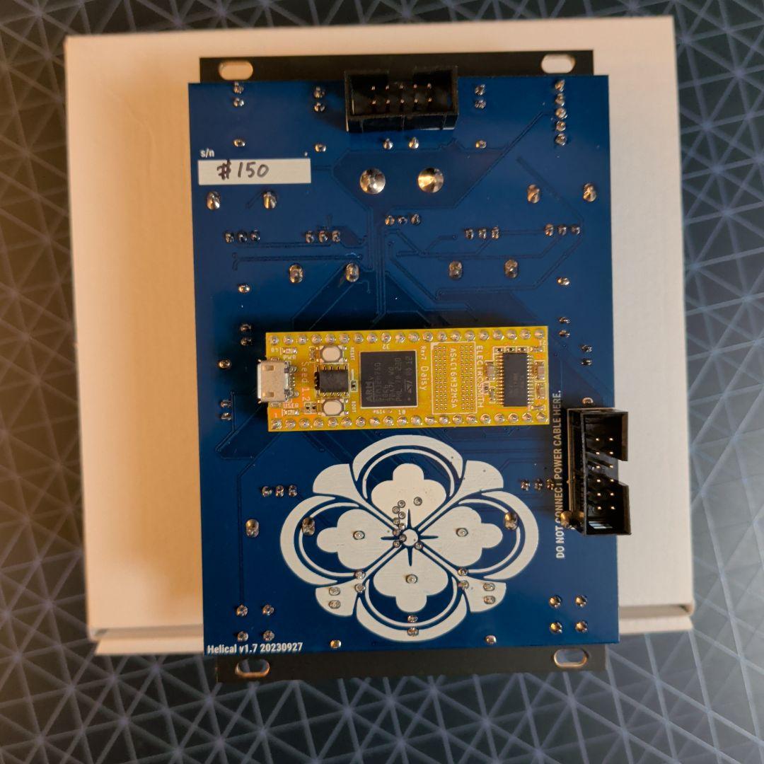 定吉楽器　Sdkc Instruments Helica