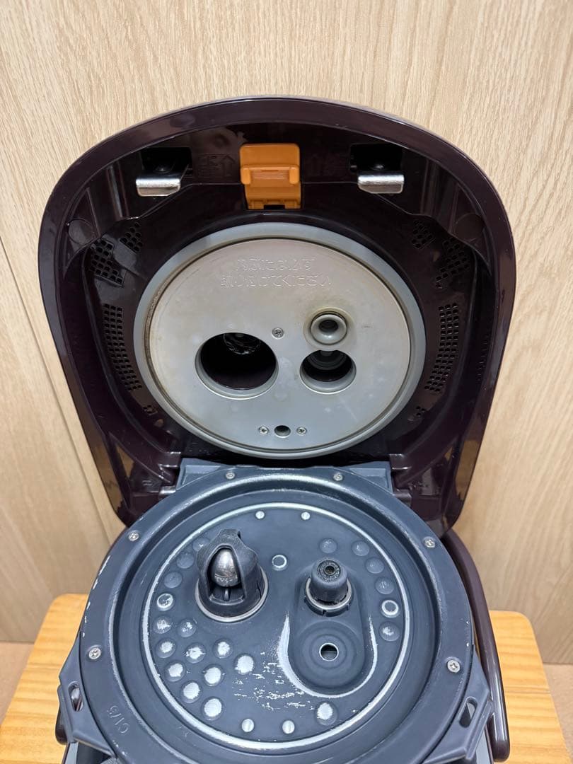 Zojirushi NP-QB06 圧力IH炊飯ジャー