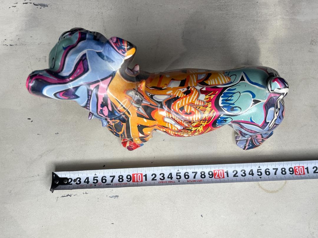 KARE▪️アニマルオブジェ　グラフィティドッグ　デコフィギア　置物　オブジェ