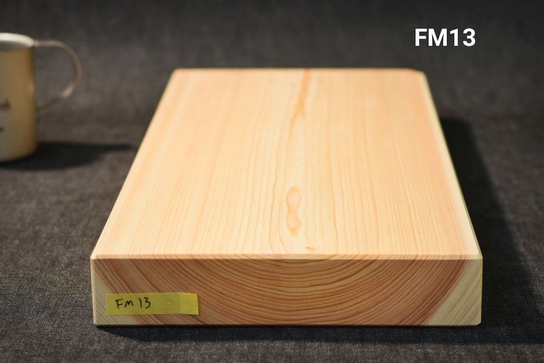 富士ヒノキまな板 特厚42mm 丁寧に手カンナで仕上げた檜のまな板です