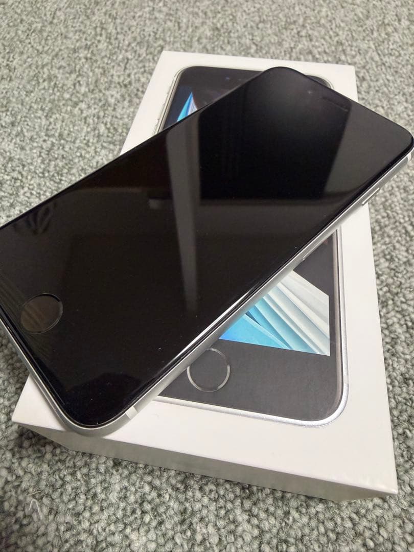 iPhone SE (第2世代) ホワイト 128GB