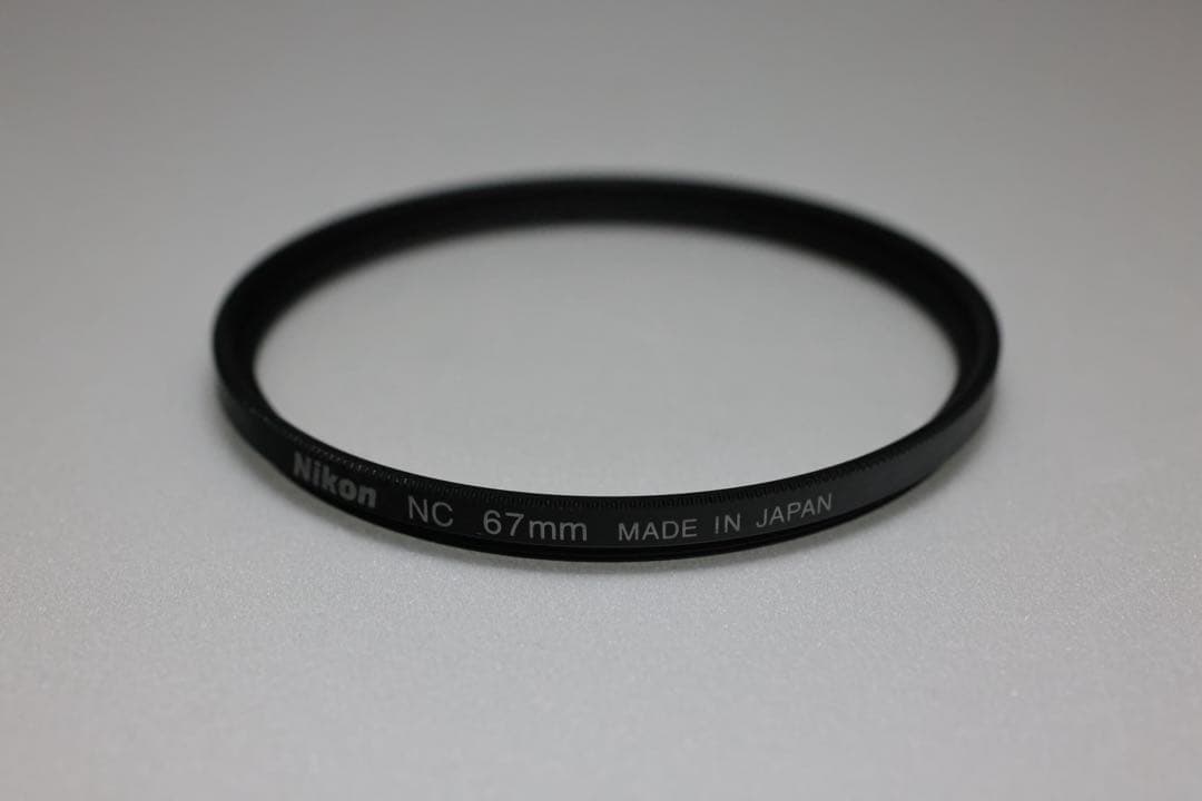 キヤノンRF24-105mm F4-7.1 IS STM EW-73D付き