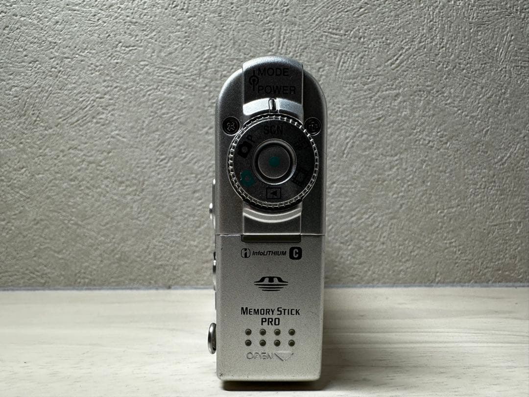 【✨希少✨】SONY Cyber-shot DSC-F77 コンデジ シルバー