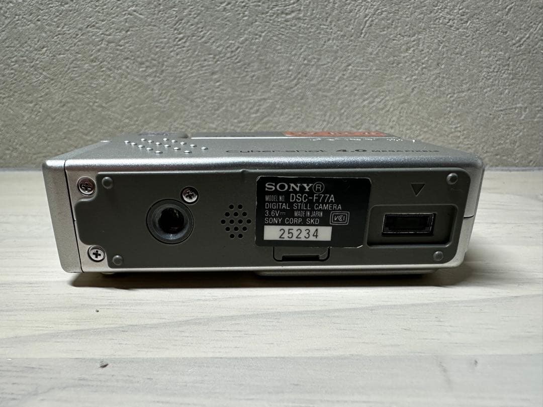 【✨希少✨】SONY Cyber-shot DSC-F77 コンデジ シルバー