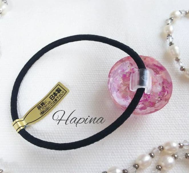 トイプードルちゃんと桜吹雪ドームレジンヘアゴム ポニーフック変更可。