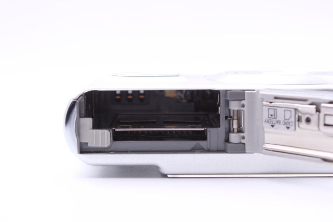 【美品】Panasonic LUMIX DMC-FX9　【動作確認済】