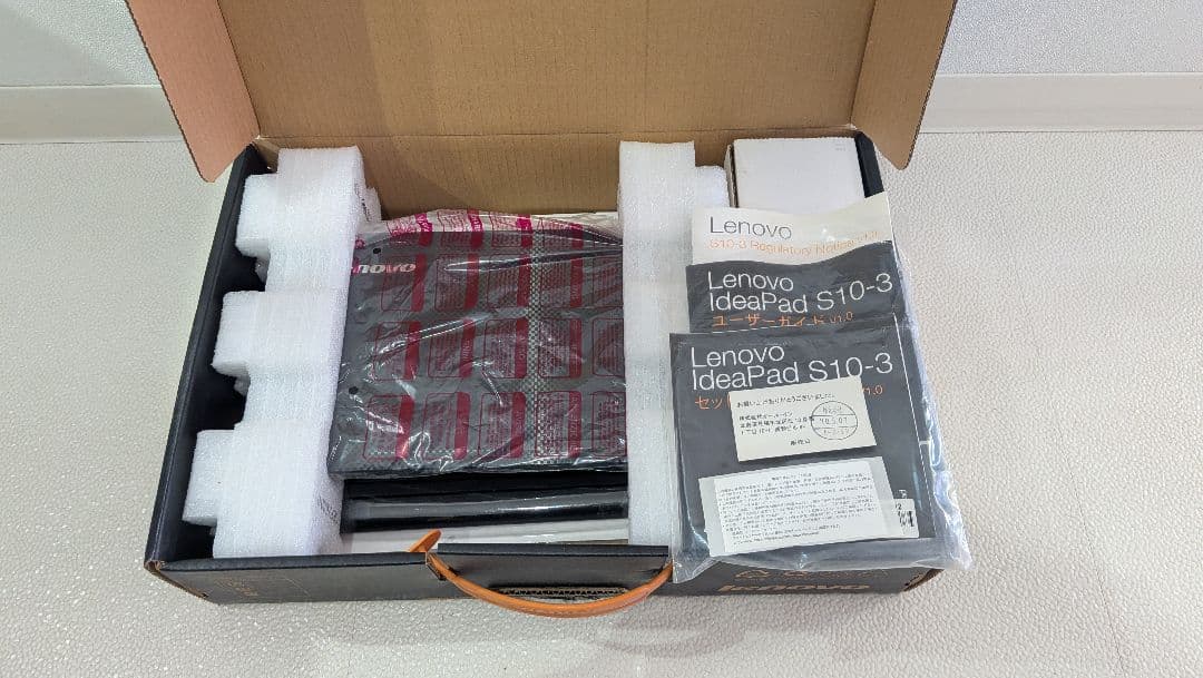 【新品】Lenovo IdeaPad S10-3 windowXP