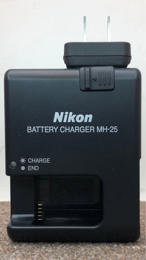 Nikon 1 V1 動作確認済み 充電器付 高速連写 ミラーレス一眼
