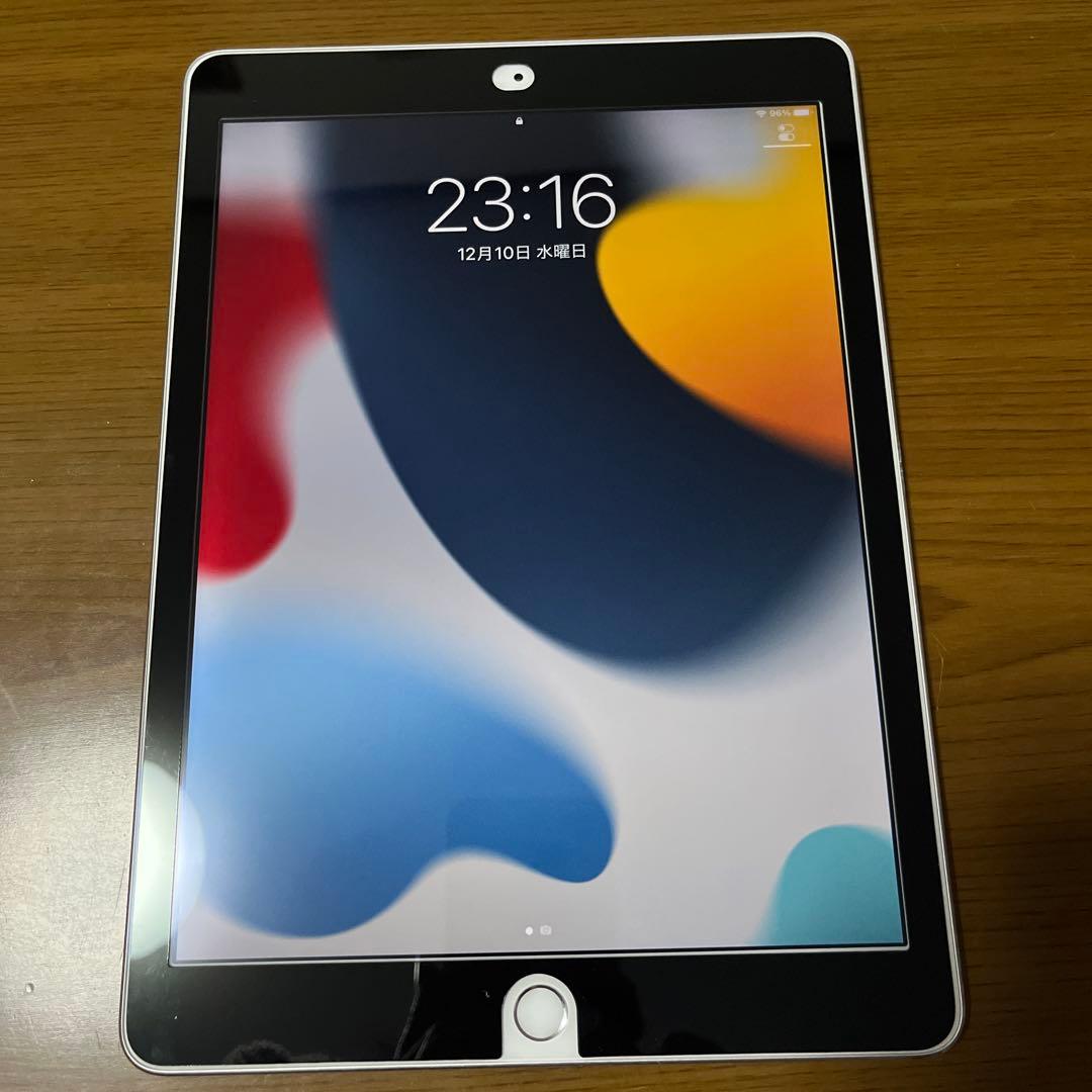 iPad Air2 本体 64GB グレー　WiFiモデル