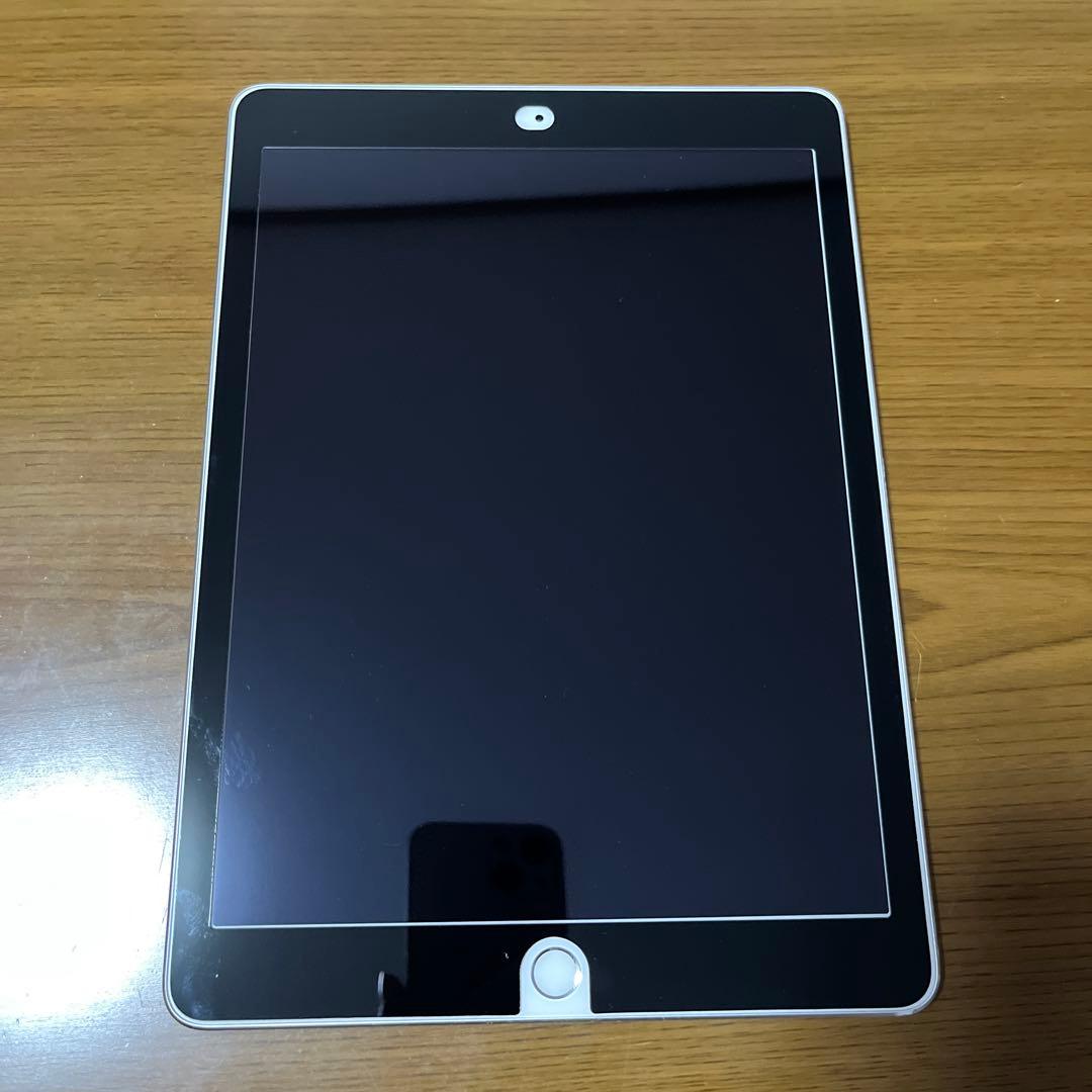 iPad Air2 本体 64GB グレー　WiFiモデル