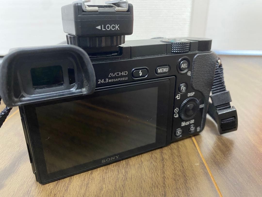 【訳アリ使用少】SONY α6000 ダブルレンズキット ILCE-6000Y