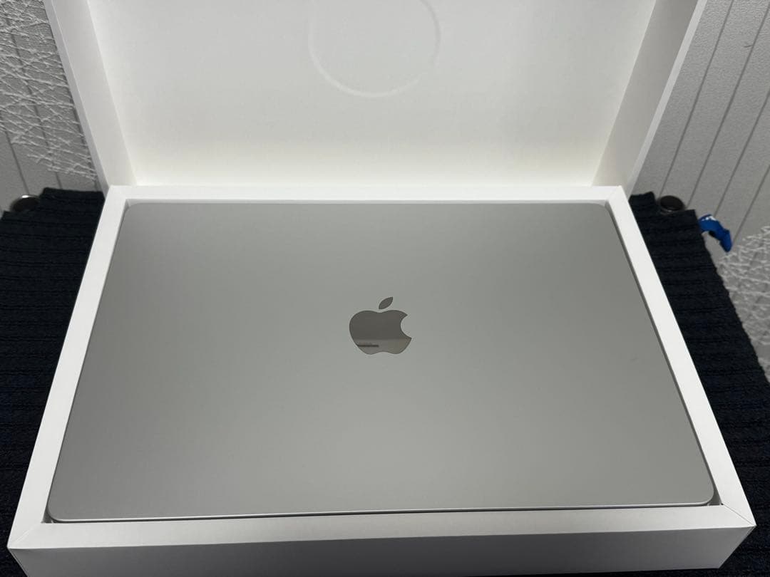 MacBook Air 15インチ 24GB 1TB バッテリー最大容量100%