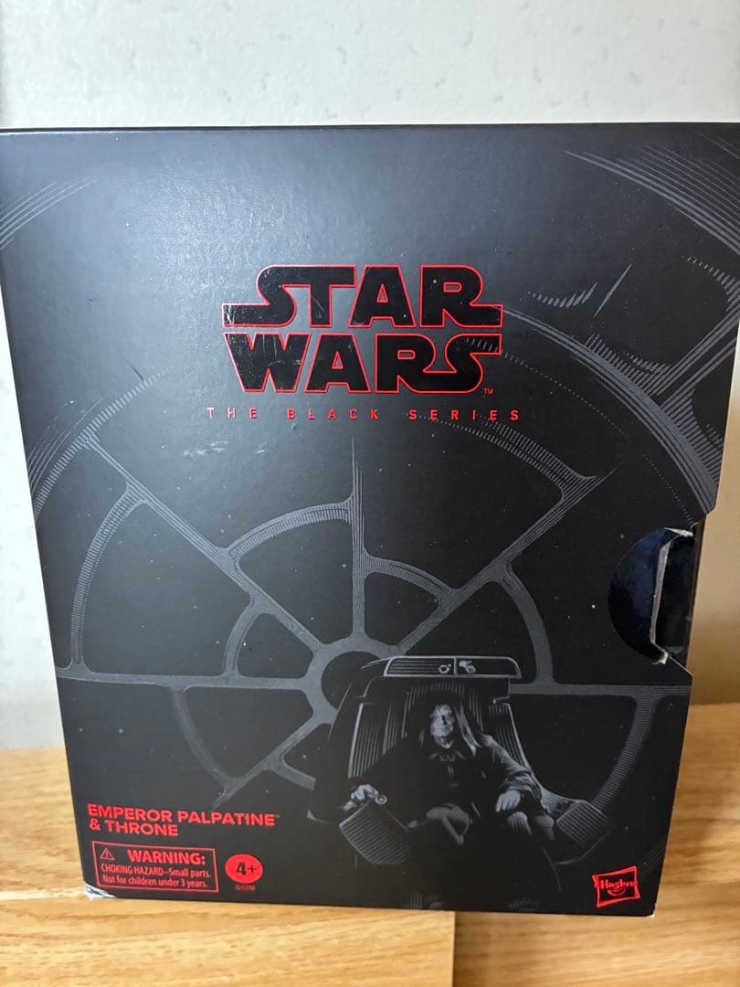 ハズブロ スターウォーズ ブラックシリーズ パルパティーン皇帝＆玉座