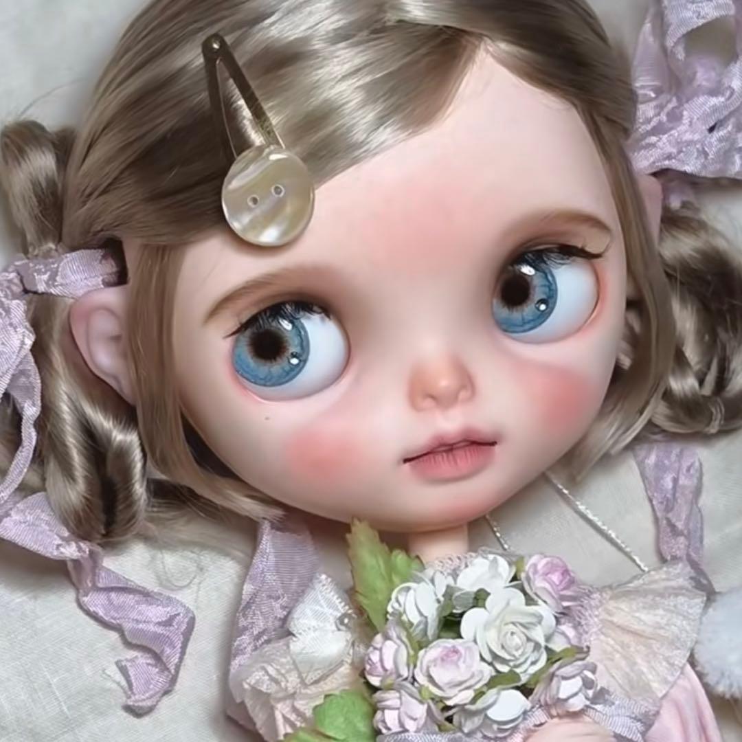 海外作家様 カスタムブライス きれい ピンク 夢かわいい 花のような ドール