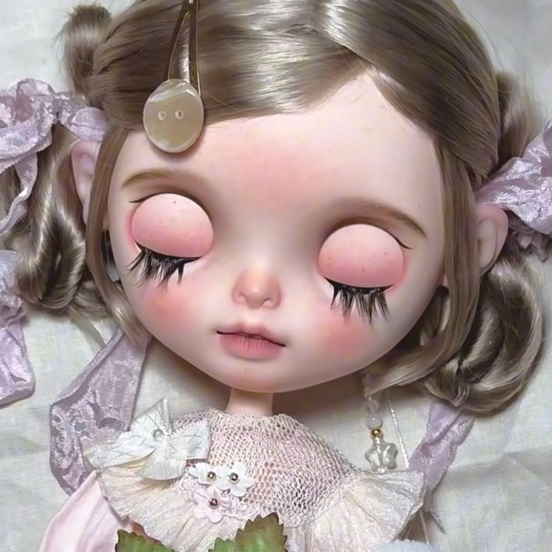 海外作家様 カスタムブライス きれい ピンク 夢かわいい 花のような ドール
