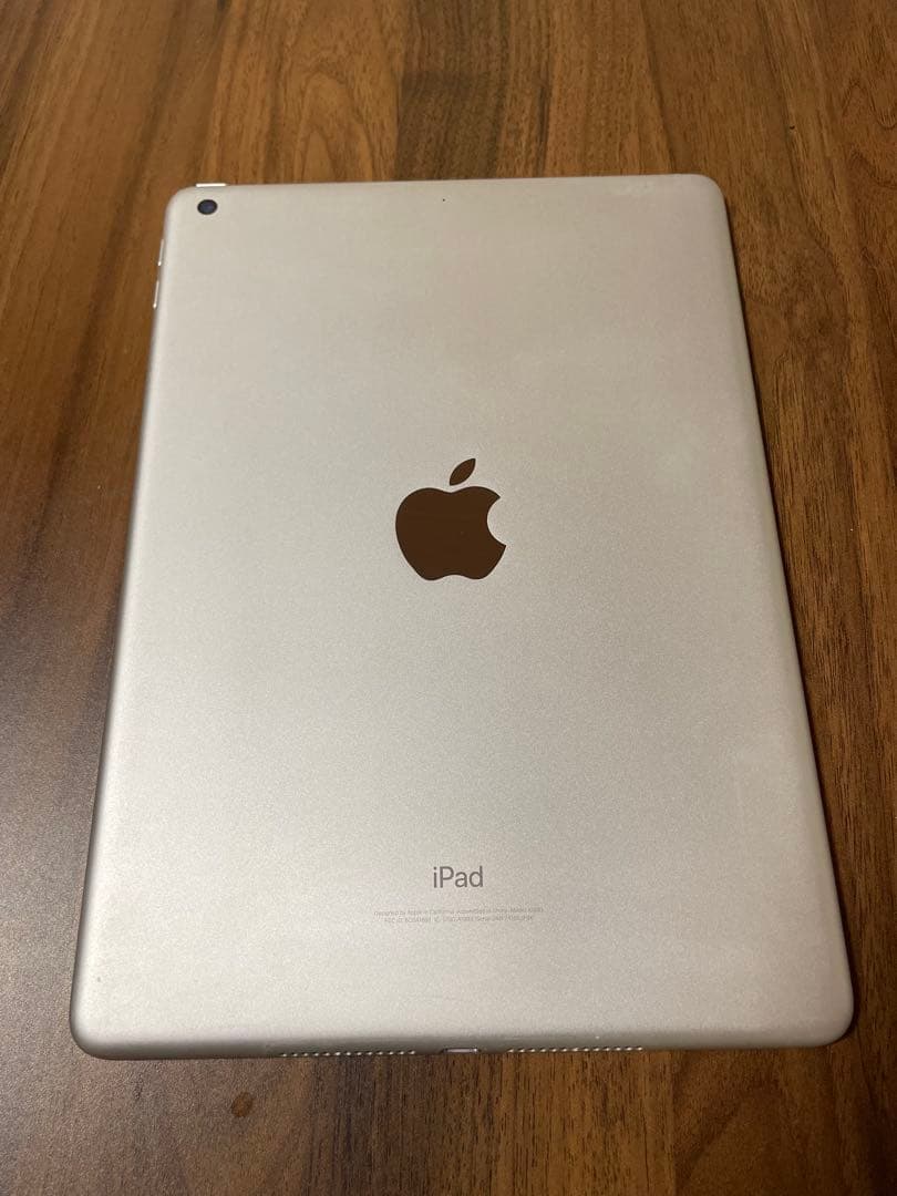 iPad 第6世代 32GB