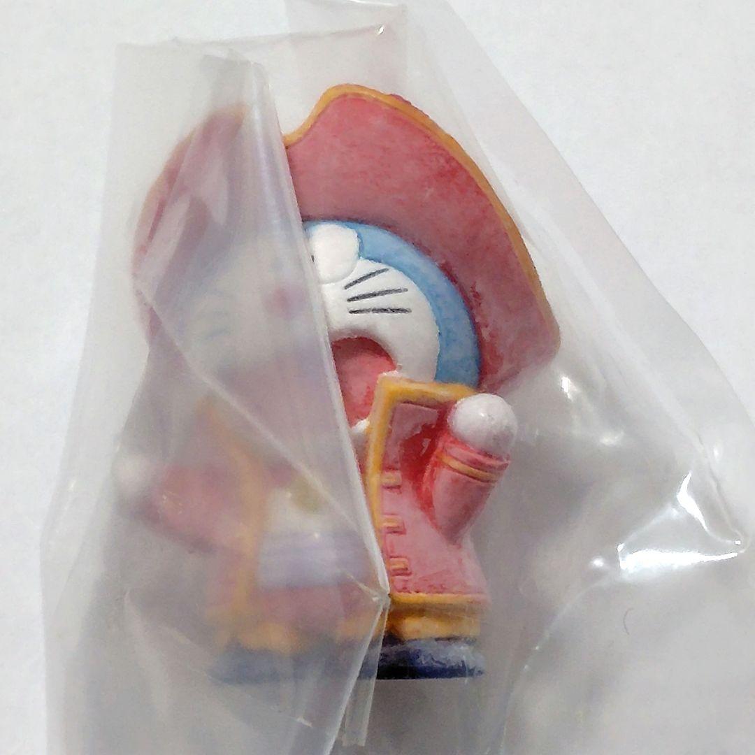 【フィギュア未開封】ドラえもんがいっぱい　フィギュア19体　カード22枚
