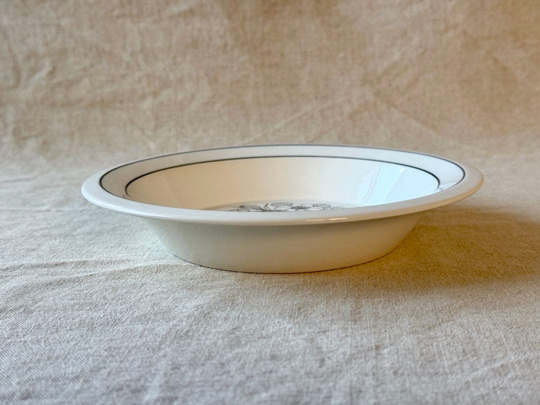 ARABIA vintage Krokus(モノトーン)ボウル(20cm)