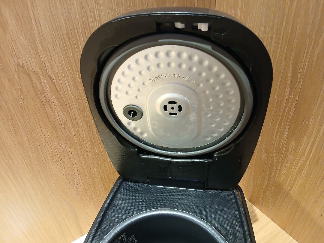 IRIS OHYAMA IH炊飯器 黒RC-IK50-B ブラック　2023年製