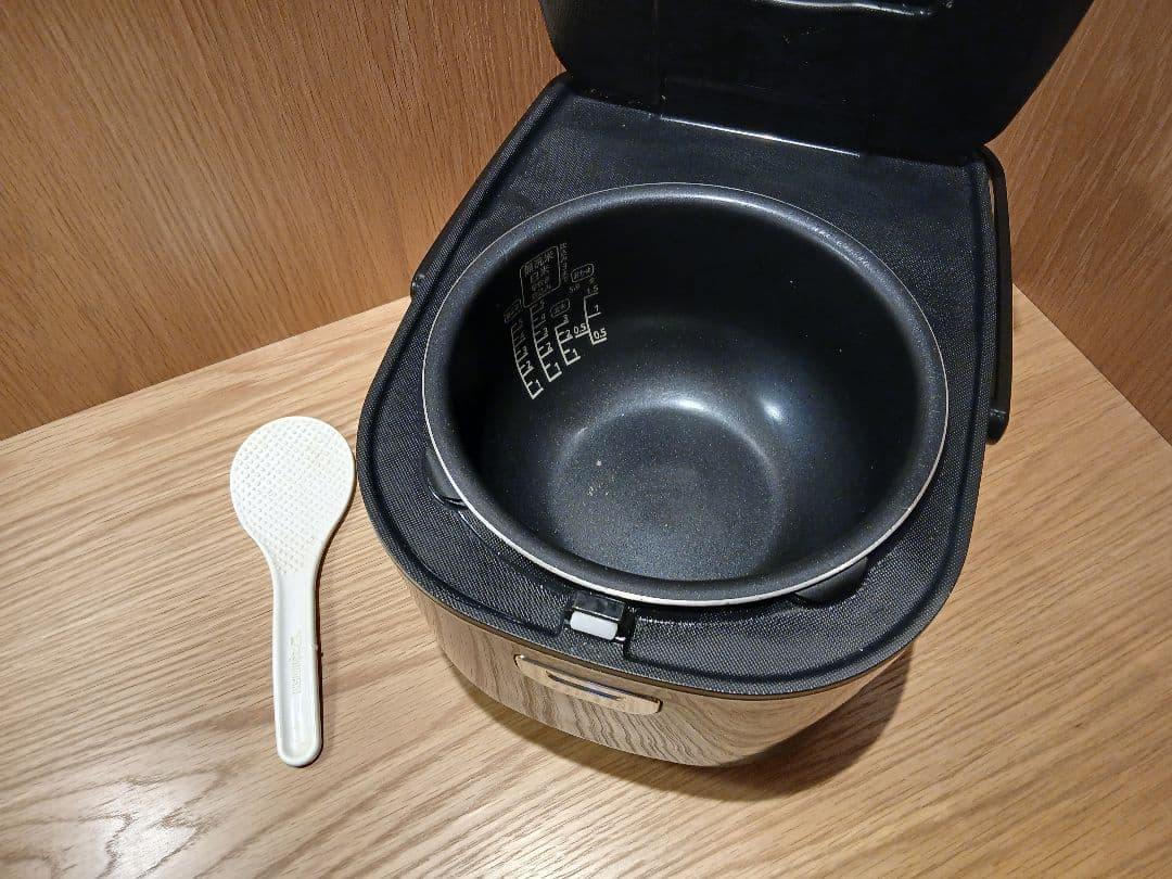 IRIS OHYAMA IH炊飯器 黒RC-IK50-B ブラック　2023年製