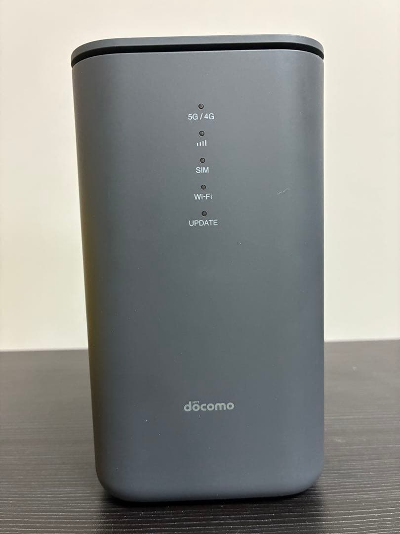 【美品】docomo 5g HR02 ACアダプター付 有線LAN未使用