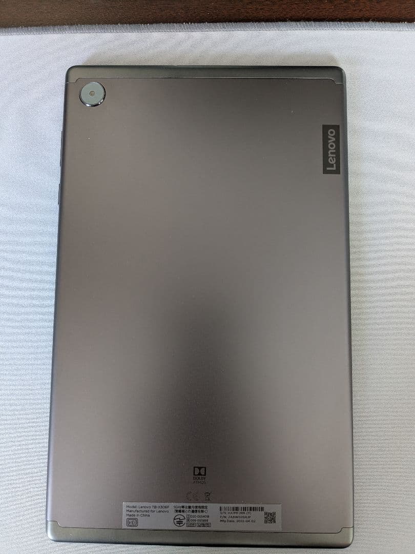 Lenovo Tab B10 HD 本体