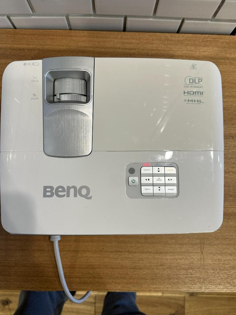 【ジャンク品】BENQ W1080ST+ プロジェクター 本体