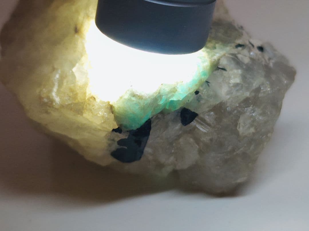 O-60 アクアマリン 165g トルマリン クォーツ 原石 自然石 誕生石