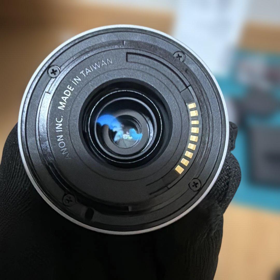 極美品 Canon EOS Kiss M ホワイト レンズ2個セット