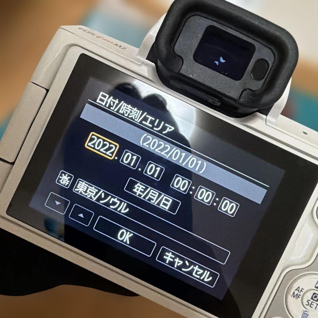 極美品 Canon EOS Kiss M ホワイト レンズ2個セット