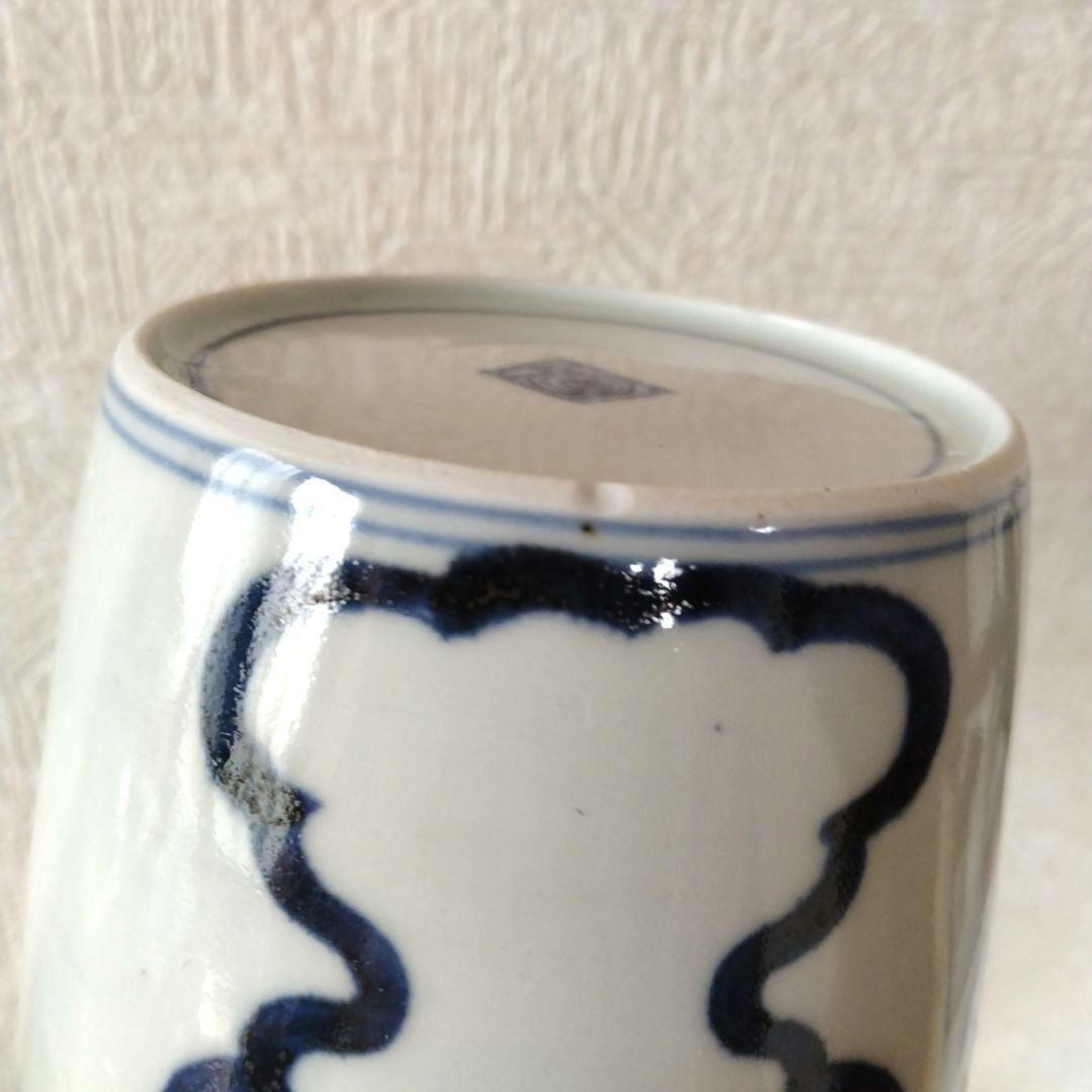古伊万里白磁染付書き忘れ大振り蕎麦猪口