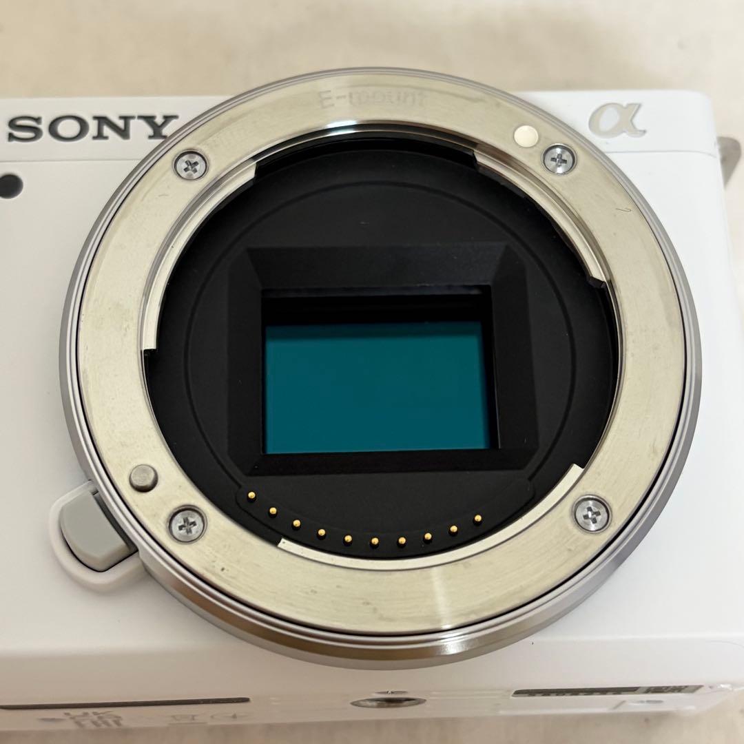 SONY ZV-E10 ボディ ホワイト