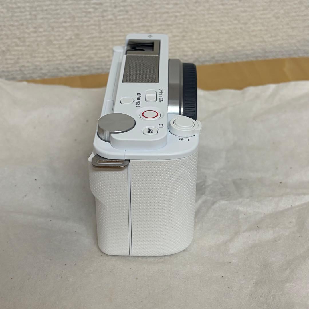 SONY ZV-E10 ボディ ホワイト