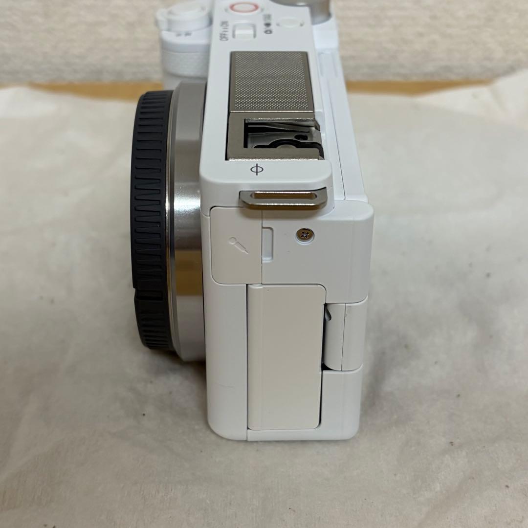 SONY ZV-E10 ボディ ホワイト