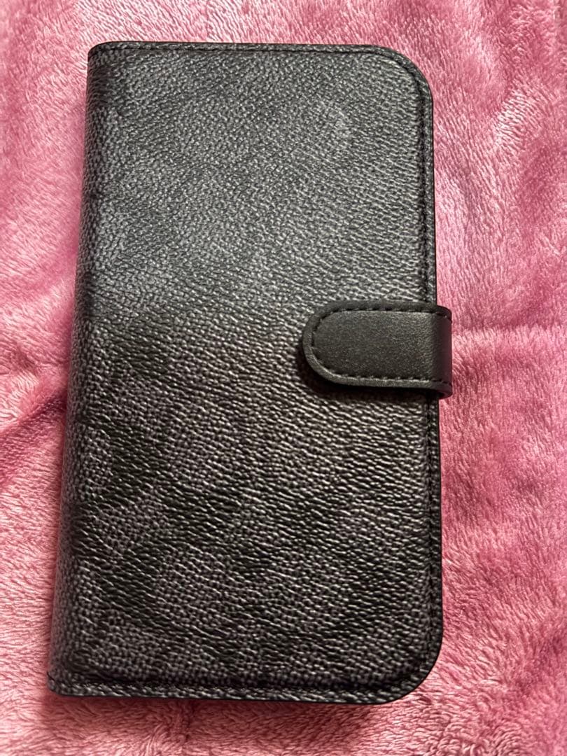 COACH iPhone 15 Pro 手帳型ケース ブラック
